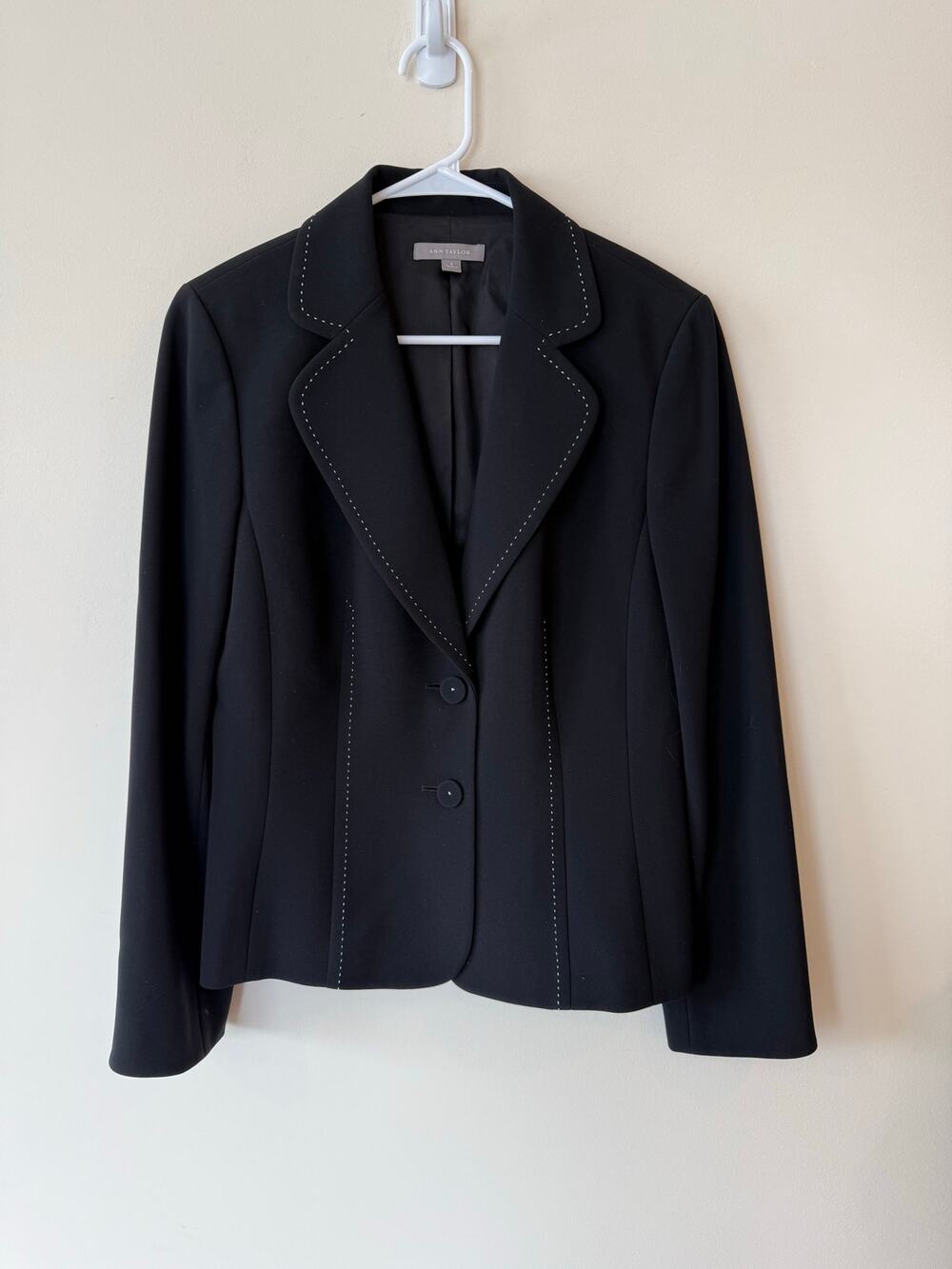 Ann Taylor Blazer Suit Jacket Women's Size 8 Black Notch Lapel Single Breasted